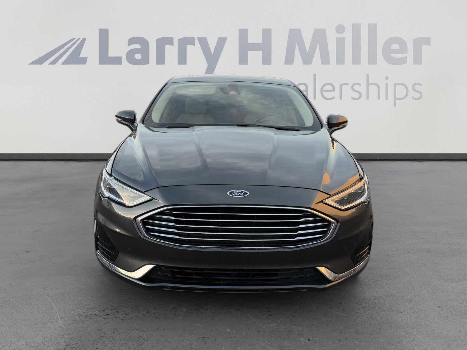 Used 2019 Ford Fusion SEL FWD image 8