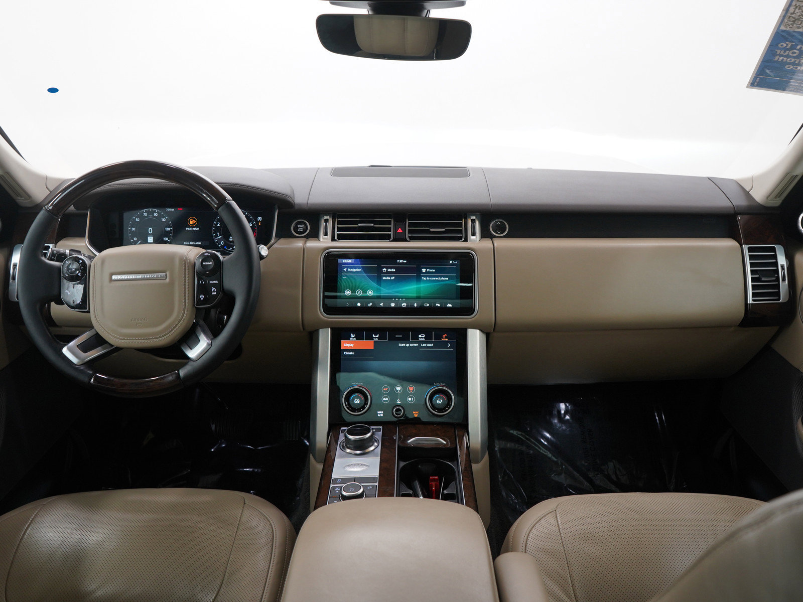 Used 2020 Land Rover Range Rover HSE image 13