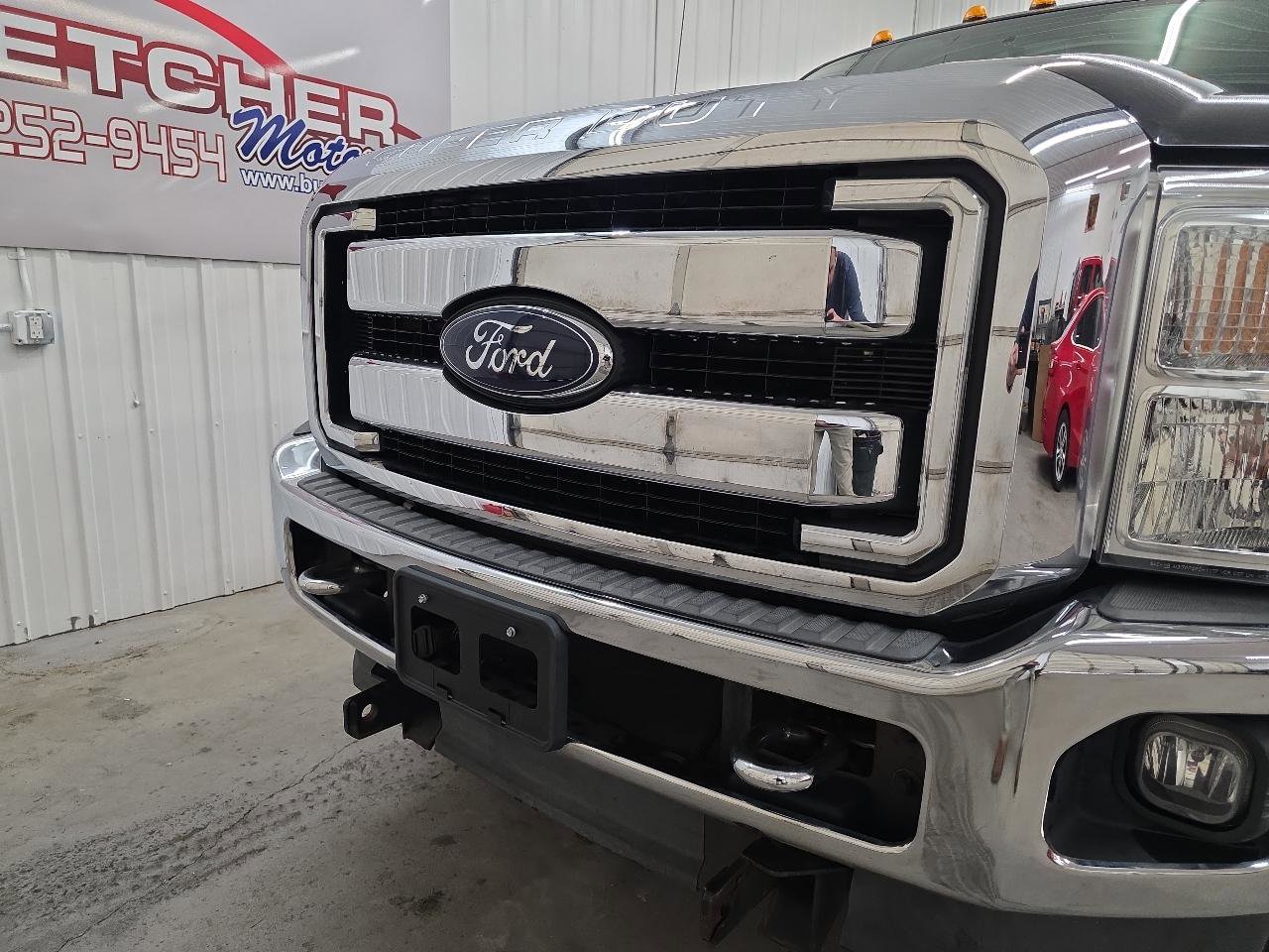 Used 2015 Ford F350 Lariat w/ Chrome Package AWD/4WD image 7
