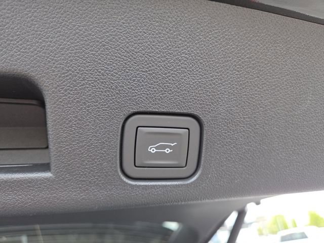 New 2026 GMC Acadia Elevation w/ Black Edition FWD image 18