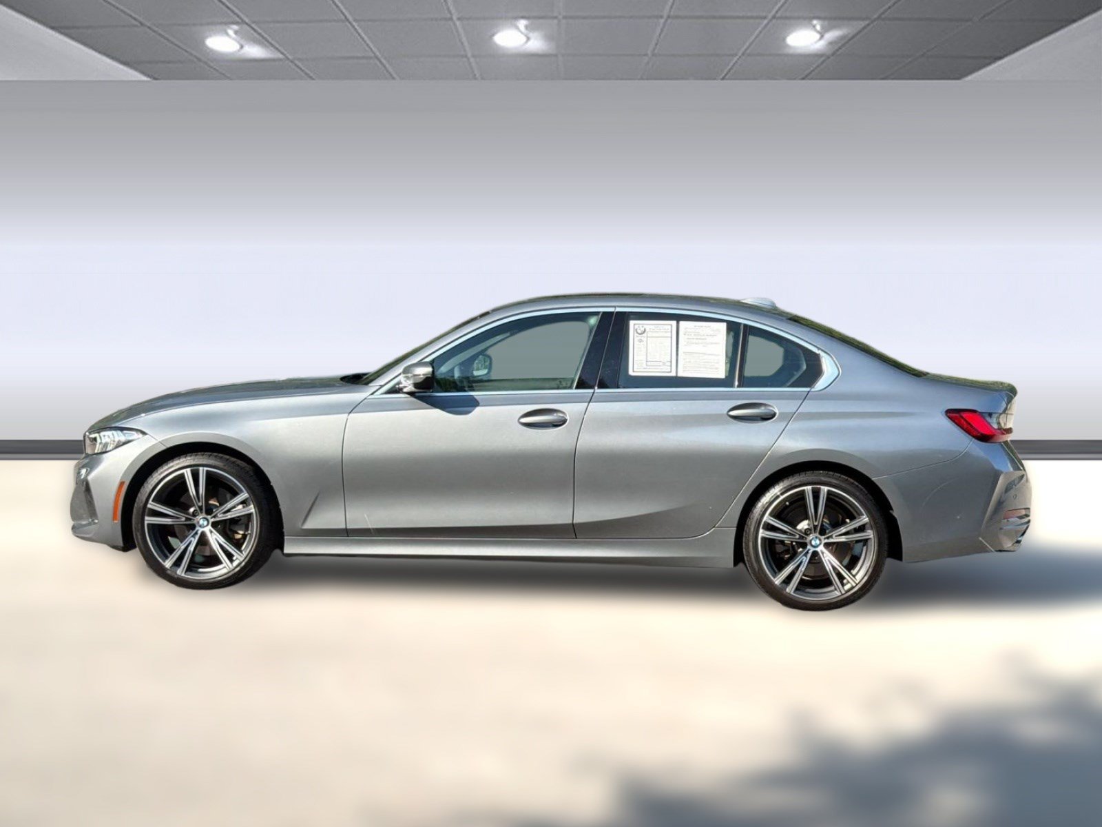 Used 2024 BMW 330i Sedan w/ Premium Package RWD image 2