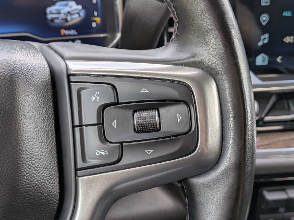Used 2025 Chevrolet Silverado 1500 LT RWD image 22