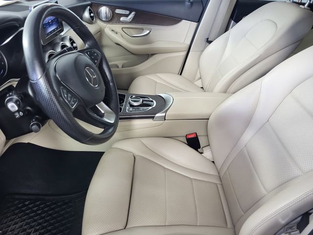 Used 2019 Mercedes-Benz GLC 350e 4MATIC image 12