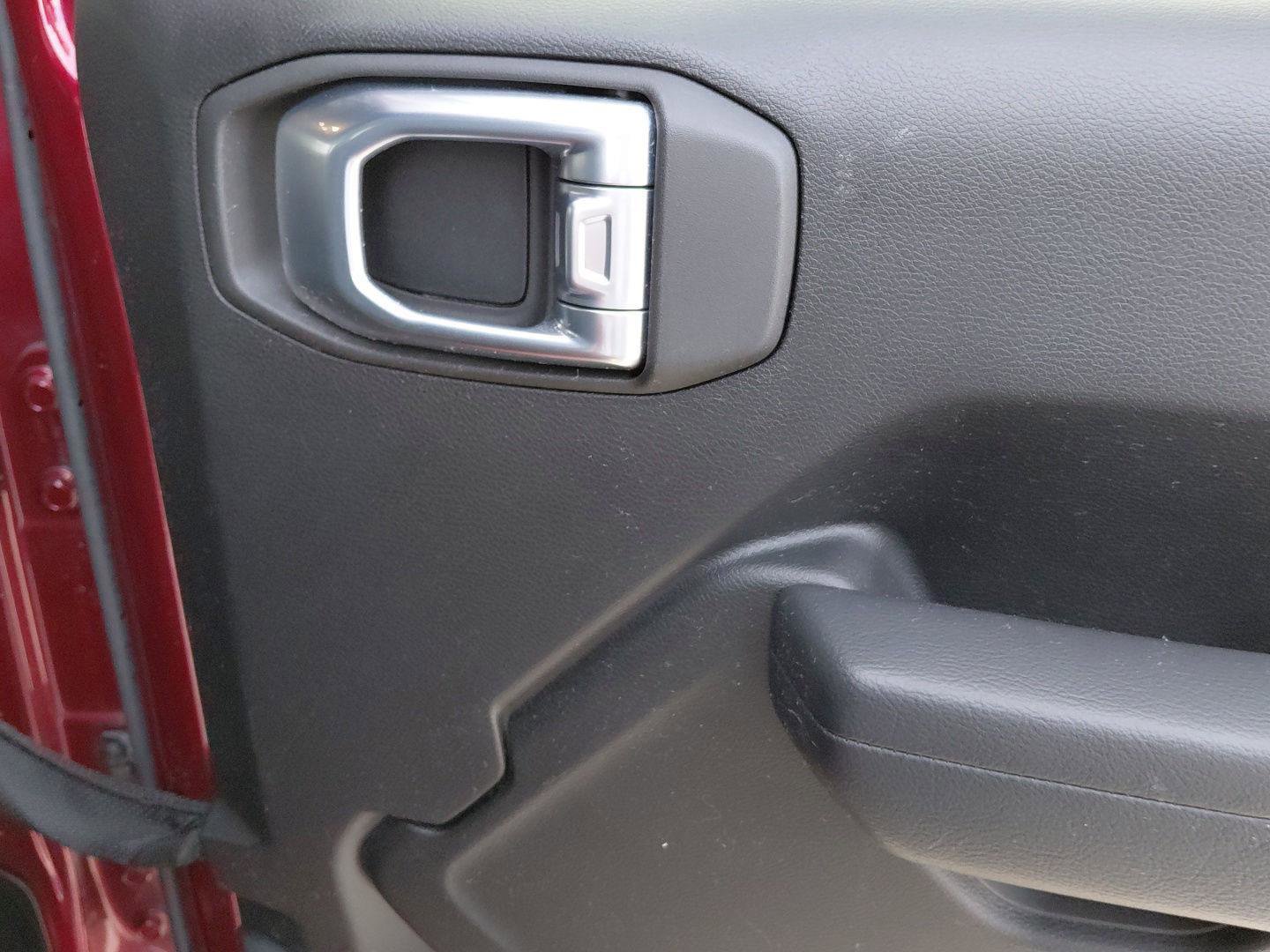 Used 2021 Jeep Wrangler Unlimited Sport image 17