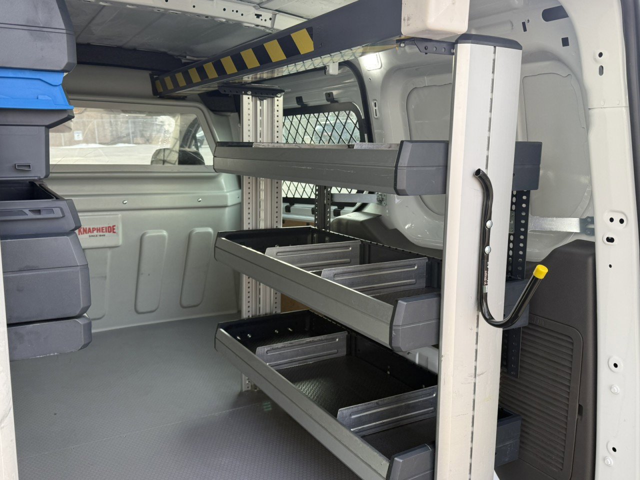 Used 2021 Ford Transit Connect XL image 10