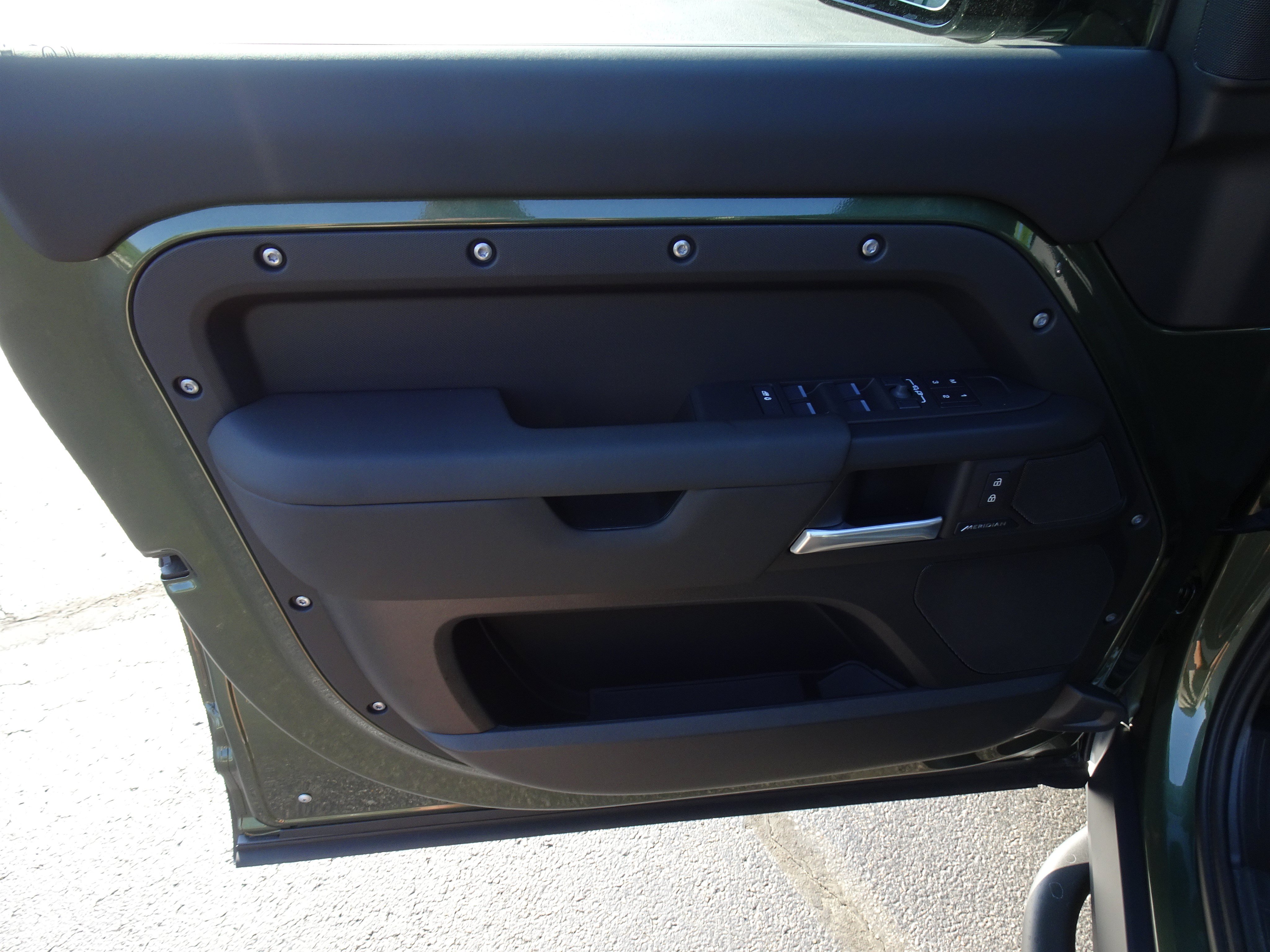 New 2026 Land Rover Defender 110 S AWD/4WD image 18