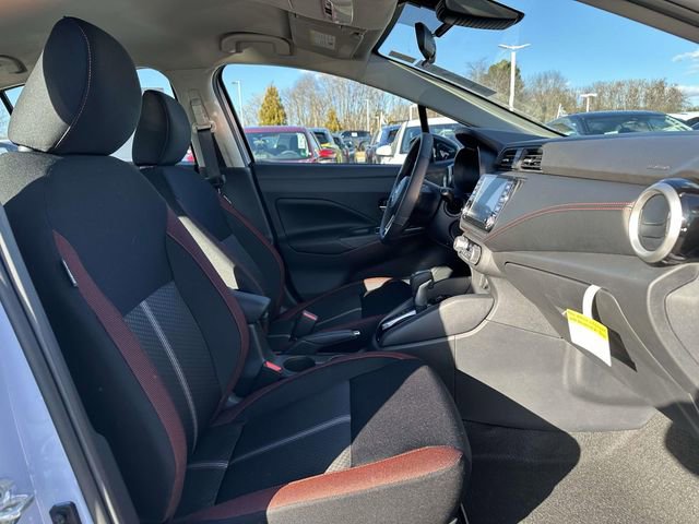 New 2025 Nissan Versa SR w/ Trunk Package FWD image 10