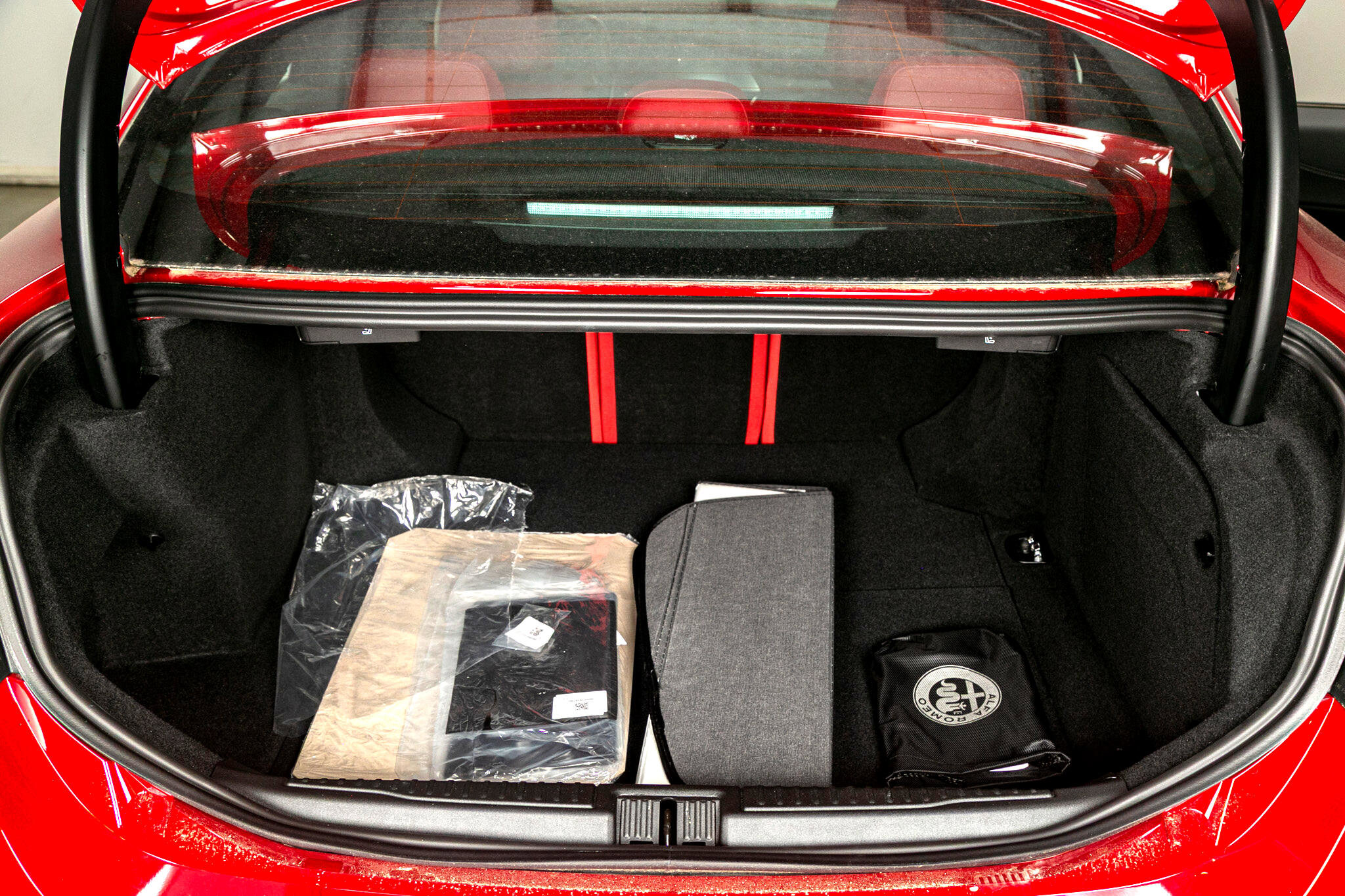 Used 2024 Alfa Romeo Giulia Quadrifoglio image 29