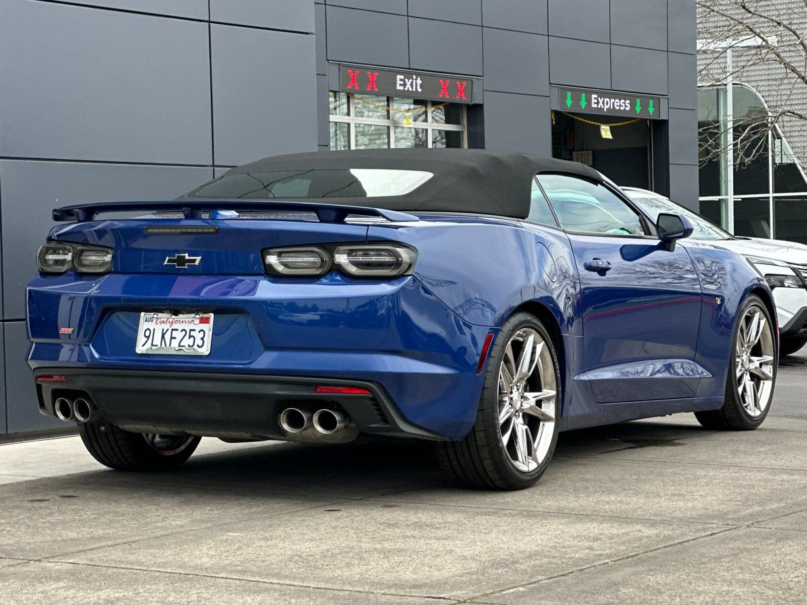 Used 2020 Chevrolet Camaro SS image 3