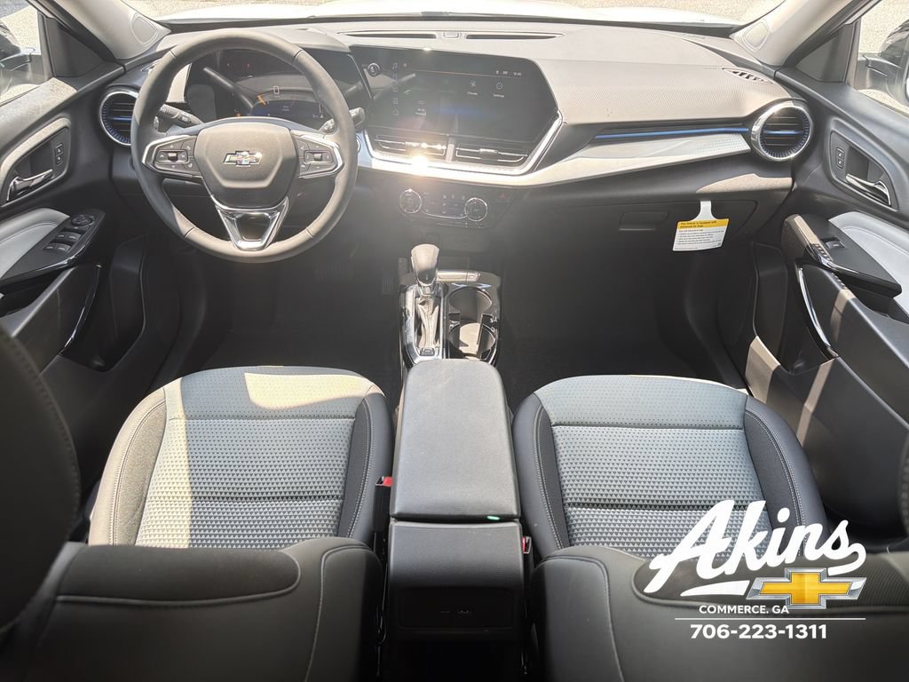 New 2026 Chevrolet Trax LT w/ Driver Confidence Package FWD image 18