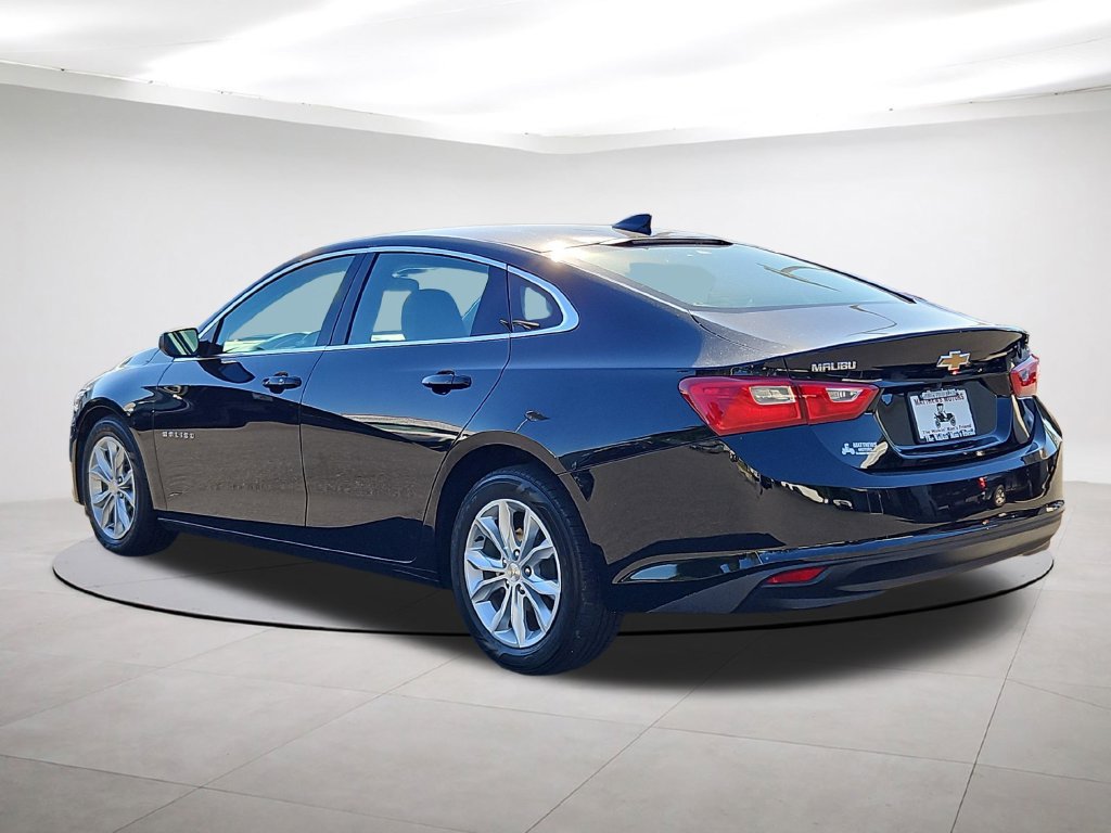 Used 2025 Chevrolet Malibu LT FWD image 5