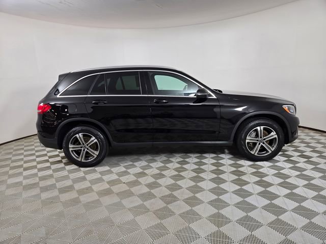 Used 2019 Mercedes-Benz GLC 300 4MATIC image 2