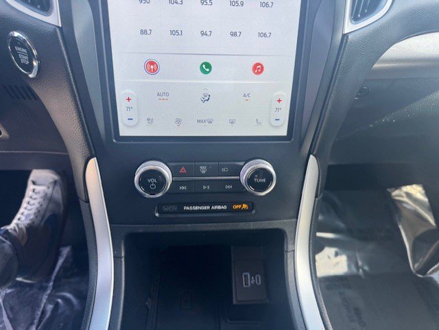 Certified 2024 Ford Edge SEL w/ Convenience Package image 17