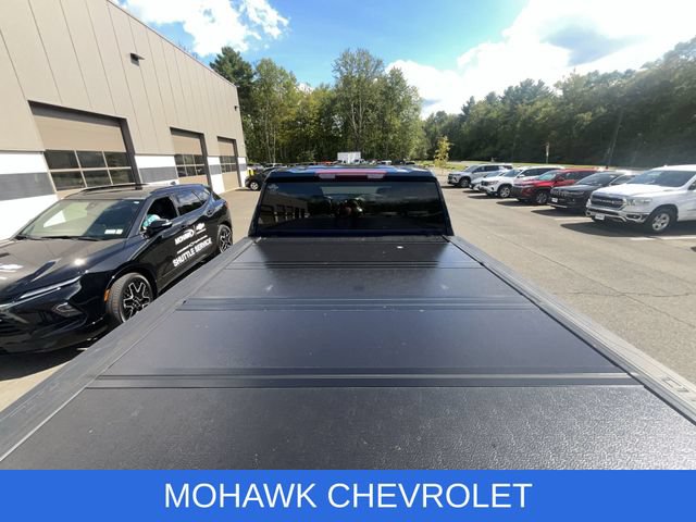 Used 2022 Chevrolet Silverado 2500 Custom w/ Custom Value Package AWD/4WD image 12