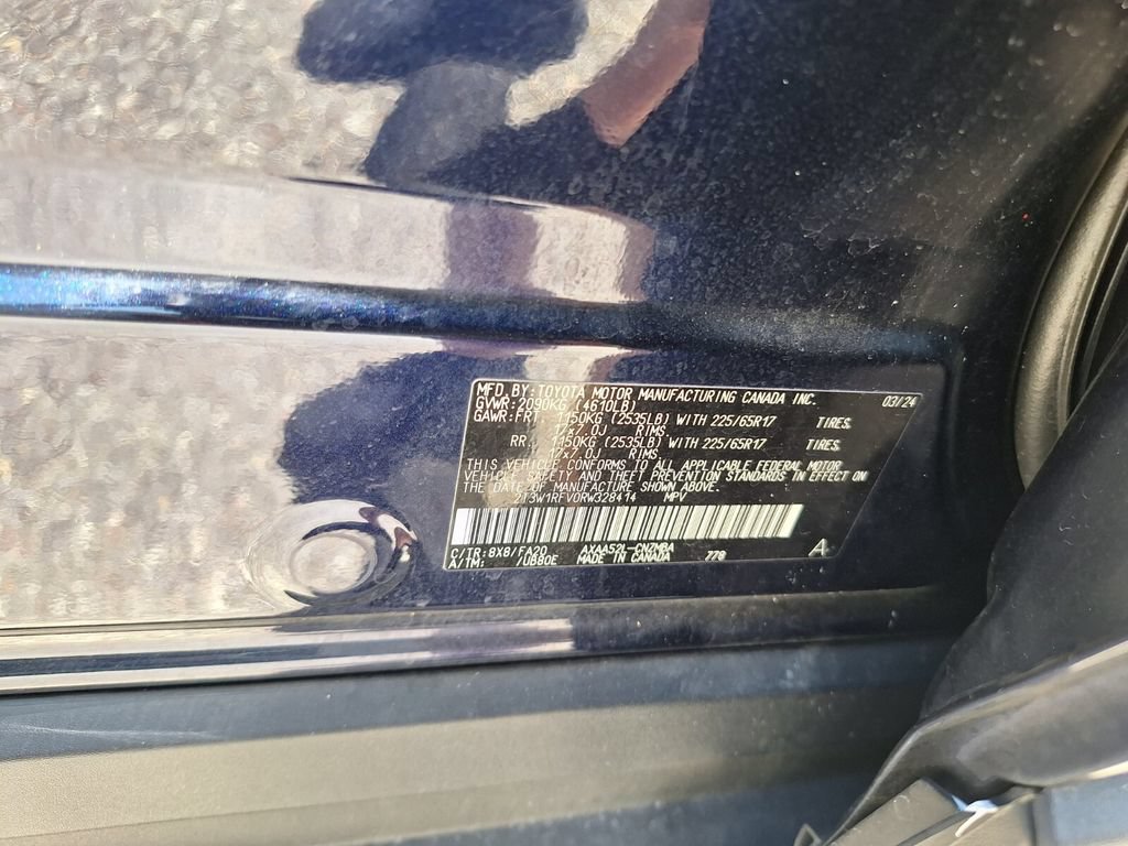 Used 2024 Toyota RAV4 XLE FWD image 30