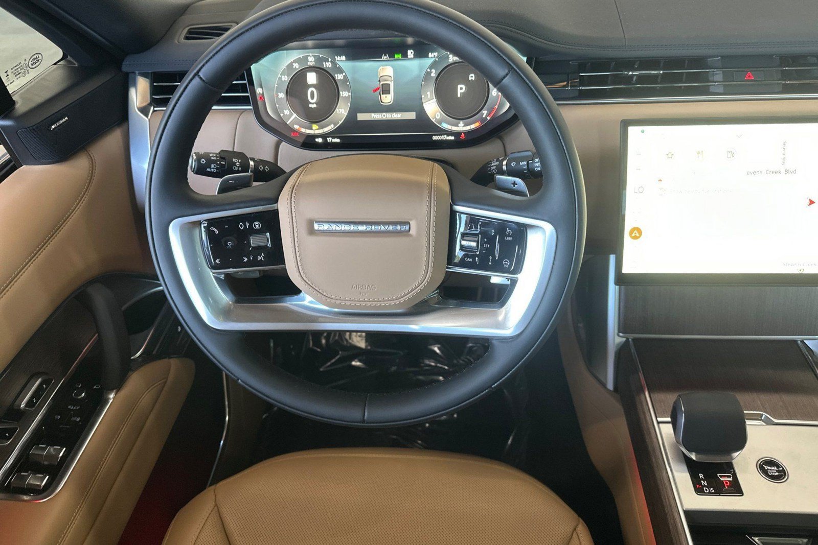 New 2026 Land Rover Range Rover Long Wheelbase SE AWD/4WD image 25