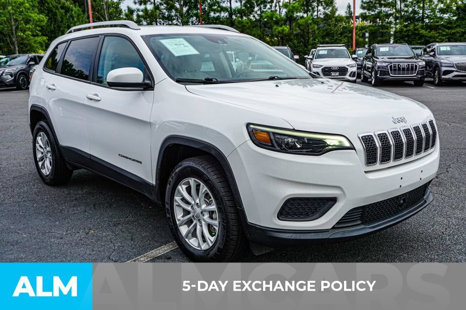 Used 2021 Jeep Cherokee Latitude AWD/4WD image 3