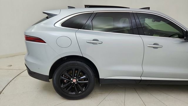 Used 2021 Jaguar F-PACE S image 12