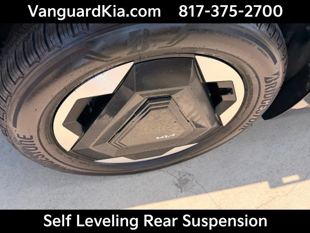 Certified 2024 Kia EV9 Land AWD/4WD image 10