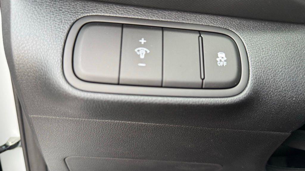 New 2026 Hyundai Venue SEL FWD image 15