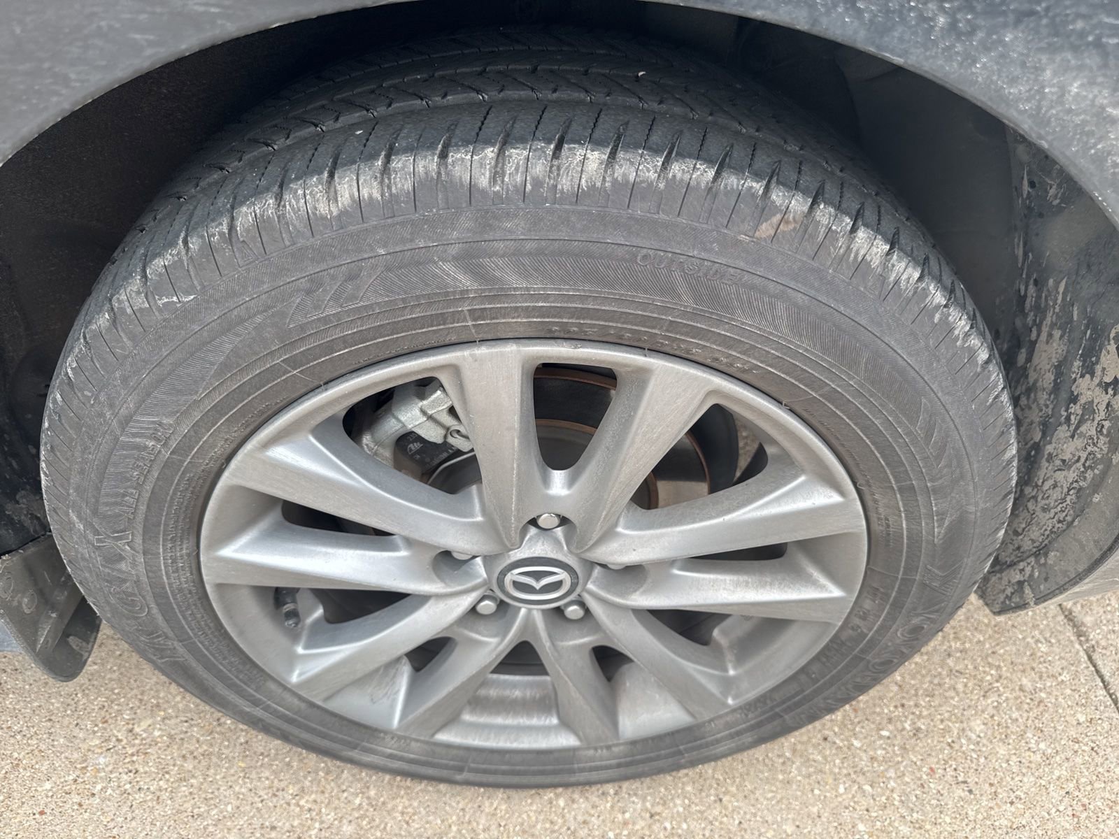 Used 2023 MAZDA MAZDA3 s FWD image 4