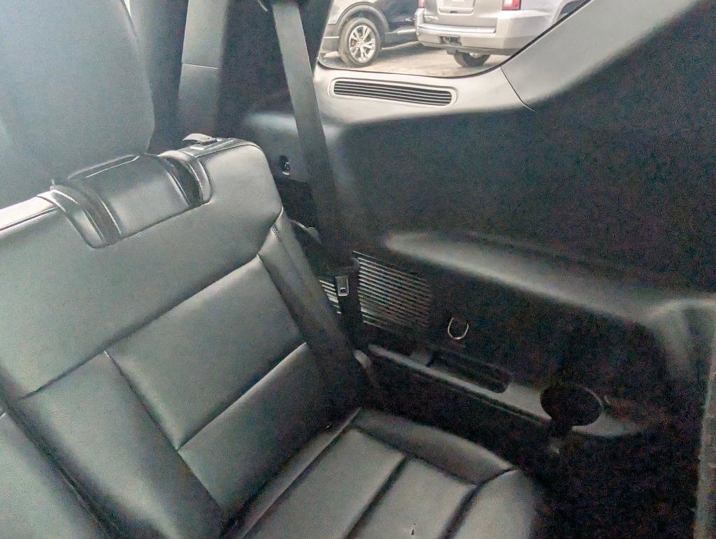 Used 2020 Ford Explorer XLT w/ Equipment Group 202A AWD/4WD image 47