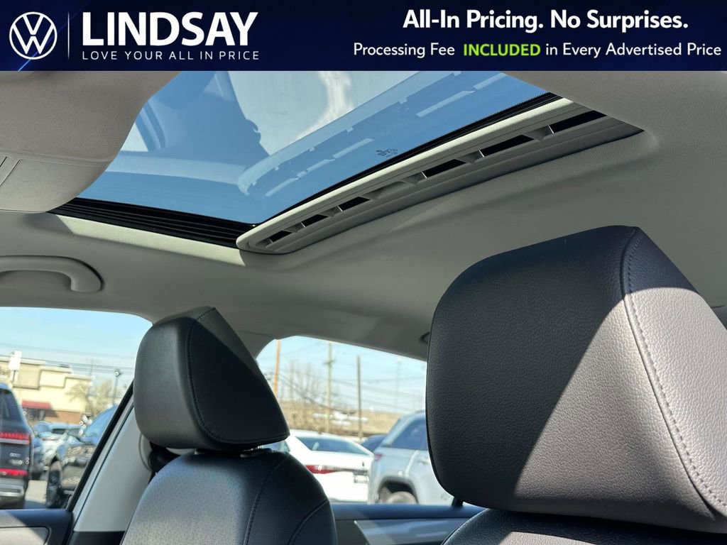 Used 2017 Volkswagen Jetta SE image 24