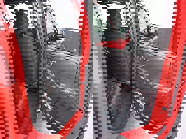 Used 2023 Nissan Frontier PRO-4X w/ Technology Package image 16