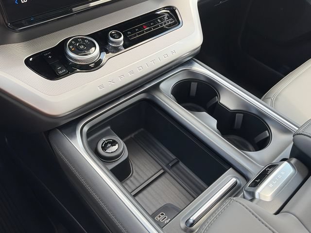 New 2027 Ford Expedition Active AWD/4WD image 25