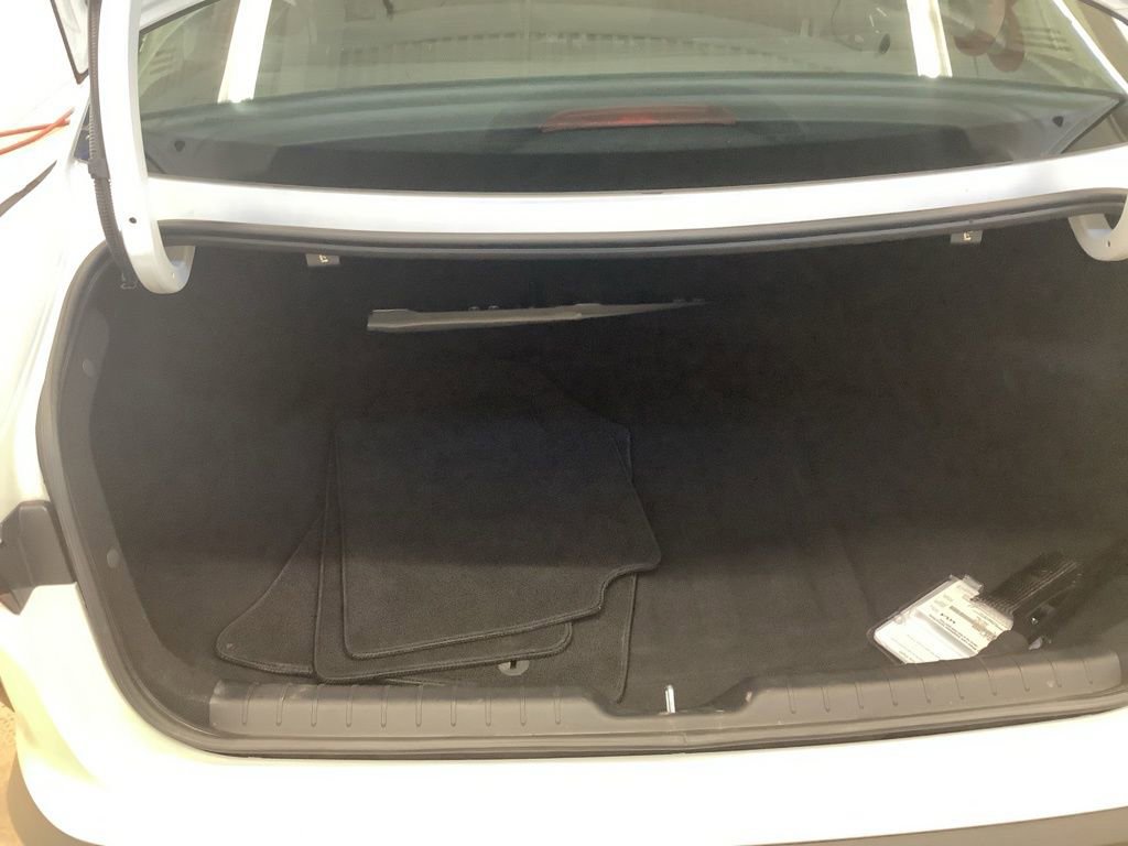 Certified 2025 Kia K4 LXS FWD image 15