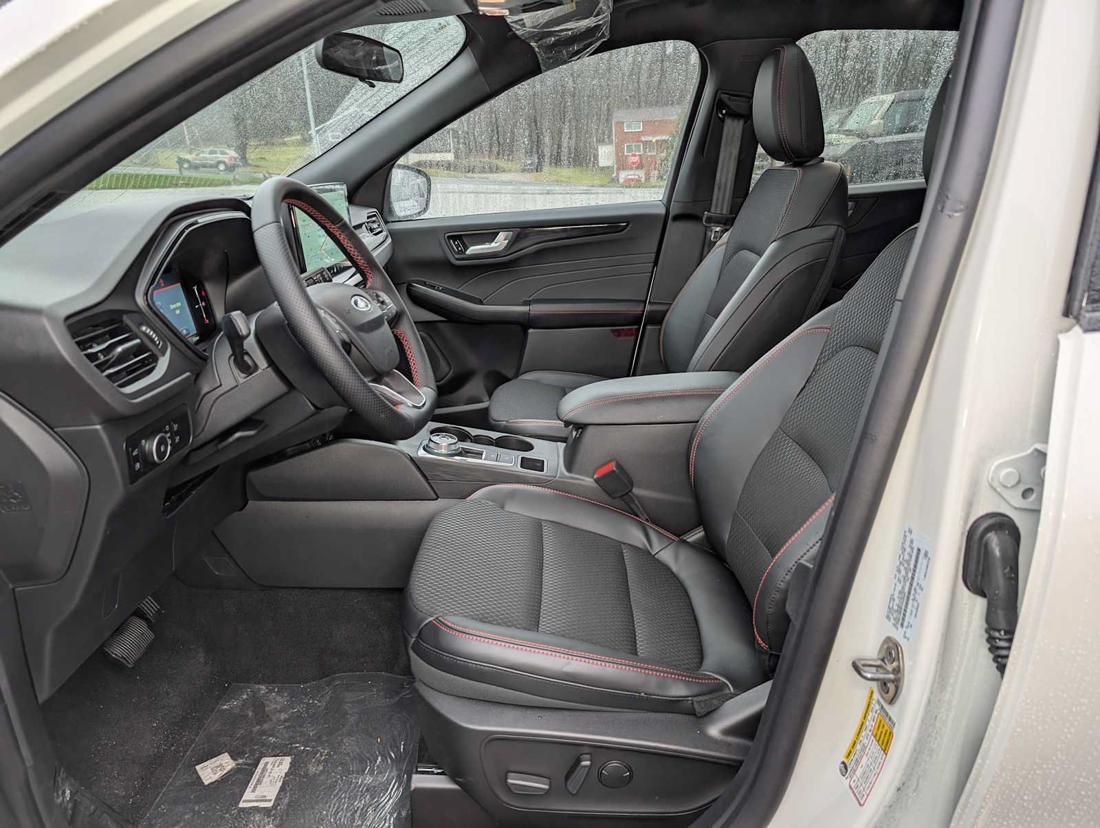 New 2026 Ford Escape ST-Line Select w/ Tech Pack #1 AWD/4WD image 4