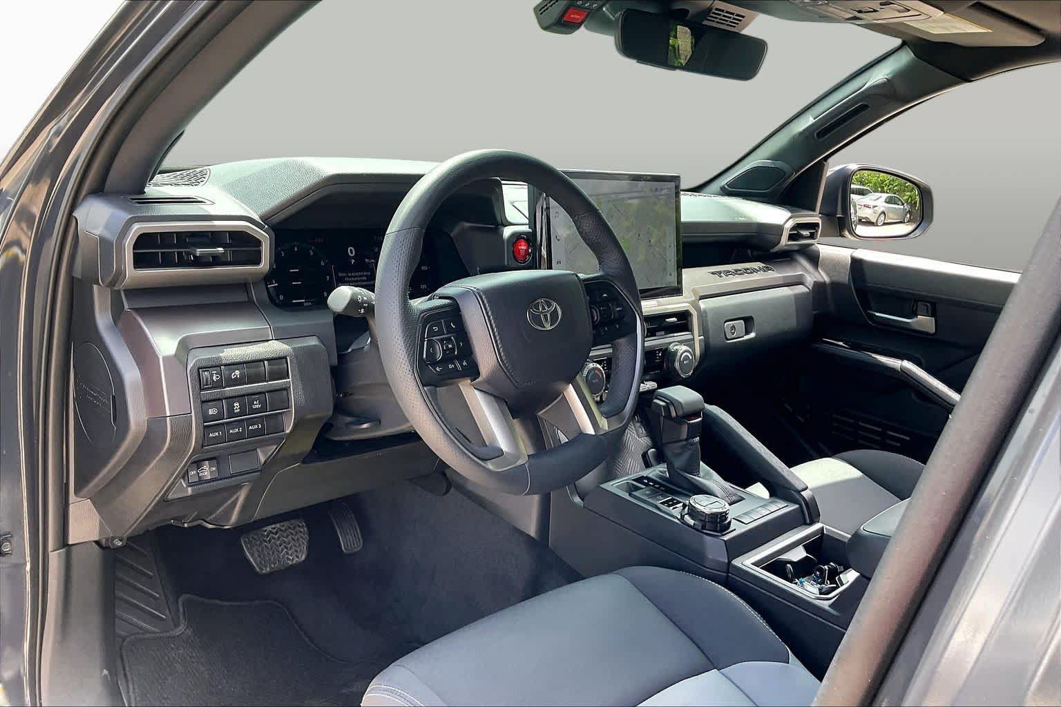 Used 2025 Toyota Tacoma TRD Off-Road w/ TRD Off Road Upgrade Package AWD/4WD image 17