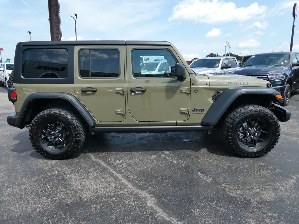 Used 2025 Jeep Wrangler Unlimited Sport AWD/4WD image 4