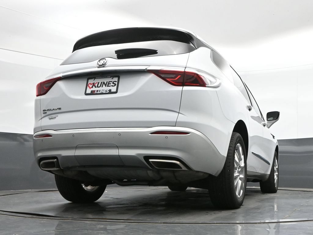 Used 2023 Buick Enclave Essence w/ Experience Buick Package AWD/4WD image 38