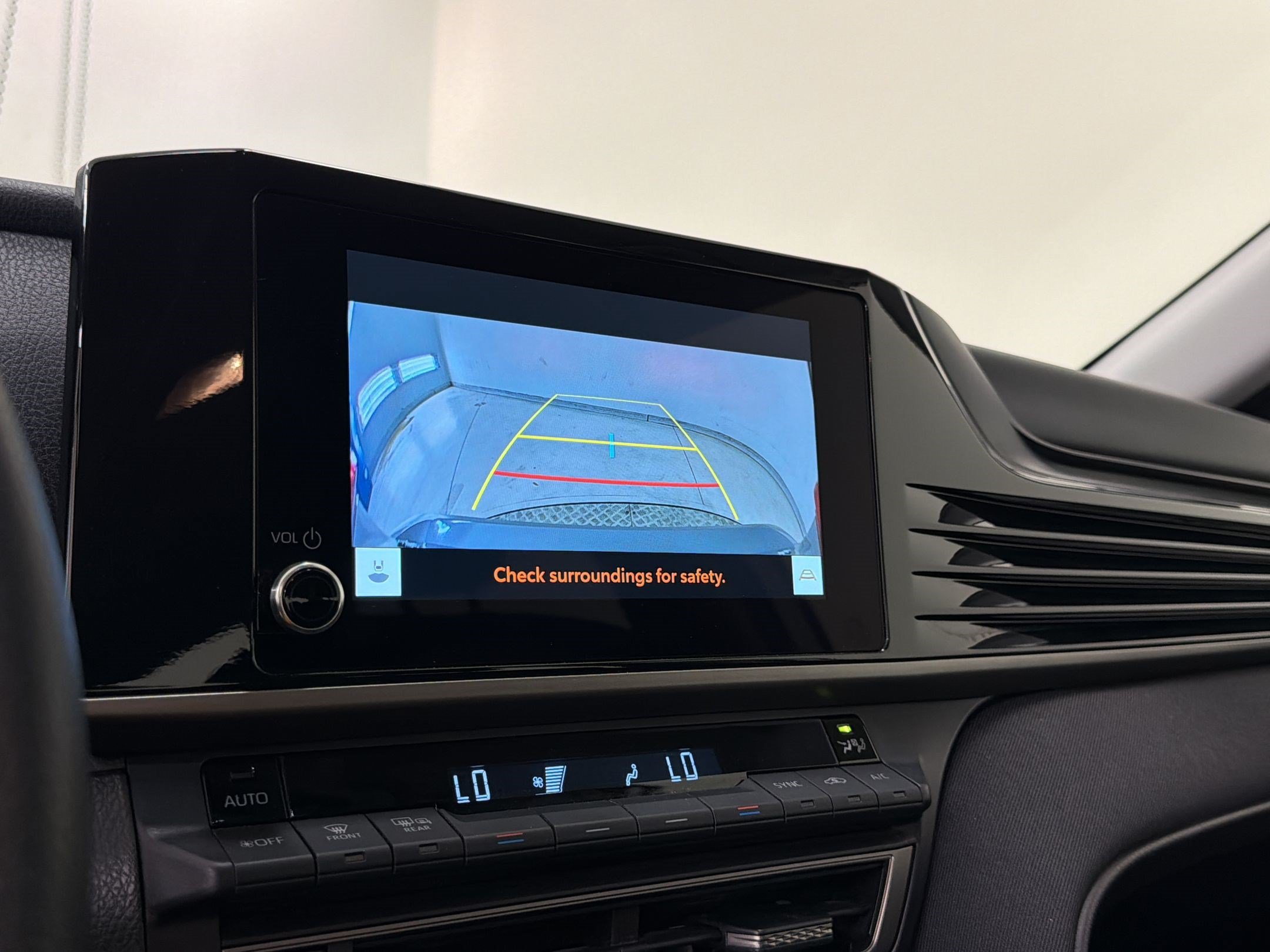 Used 2025 Toyota Camry LE FWD image 20