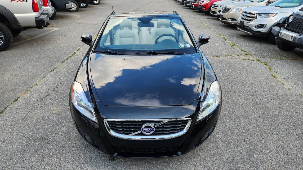 Used 2012 Volvo C70 T5 w/ Climate Pkg image 4