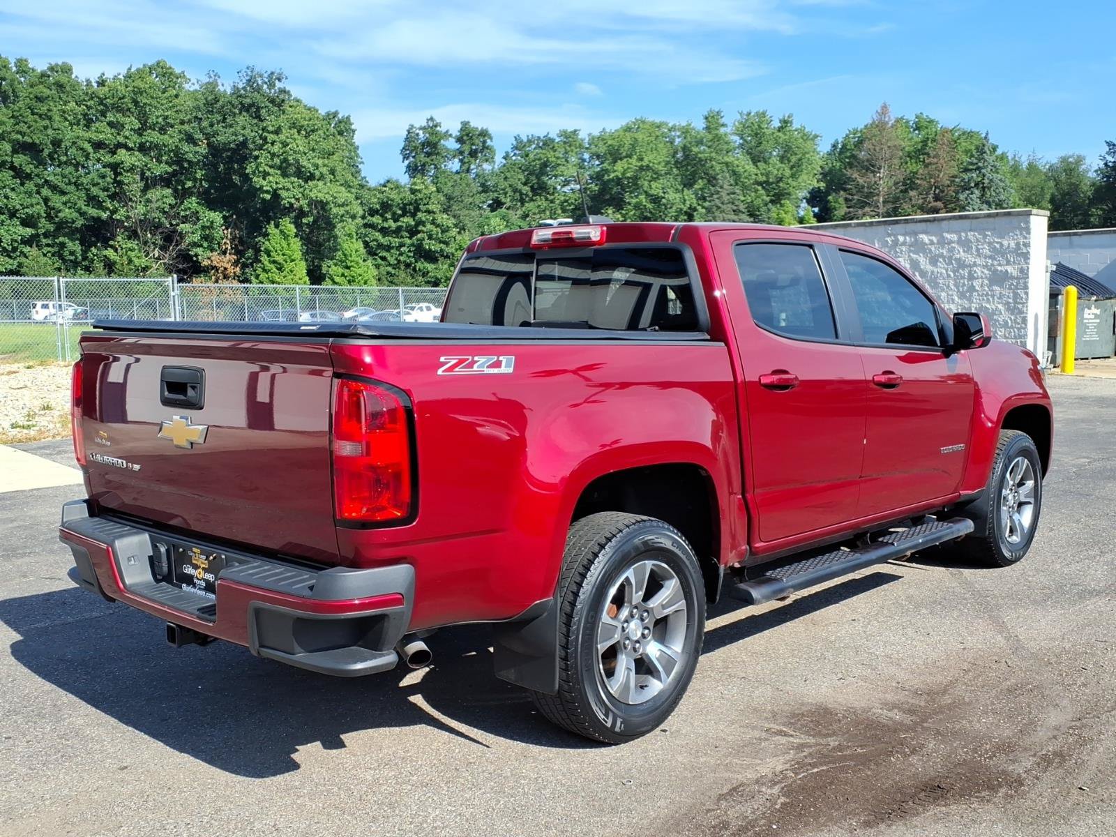 Used 2017 Chevrolet Colorado Z71 AWD/4WD image 11