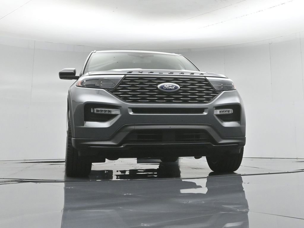 Used 2023 Ford Explorer ST-Line w/ Class IV Trailer Tow Package RWD image 51