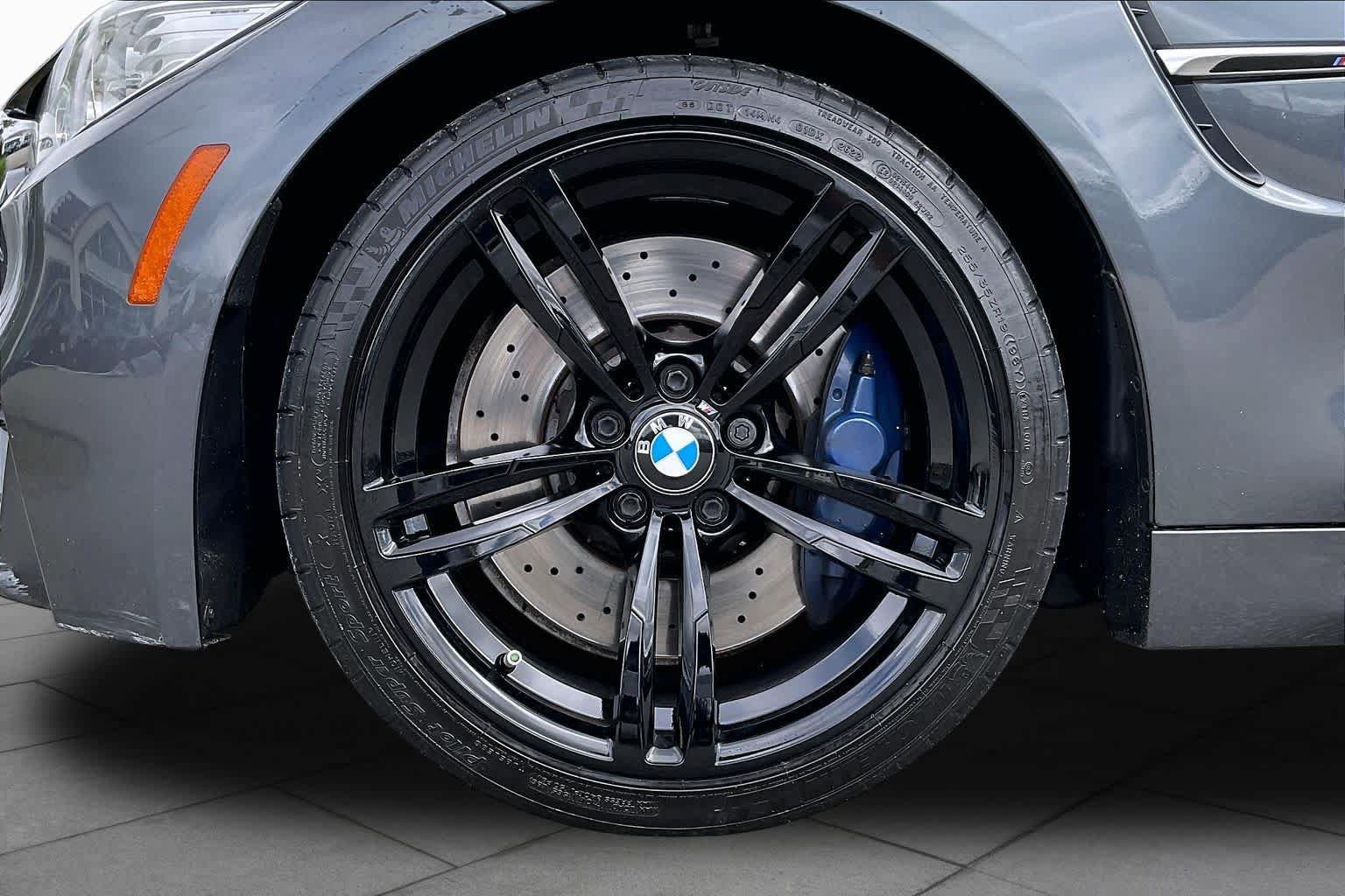 Used 2016 BMW M4 Convertible RWD image 10