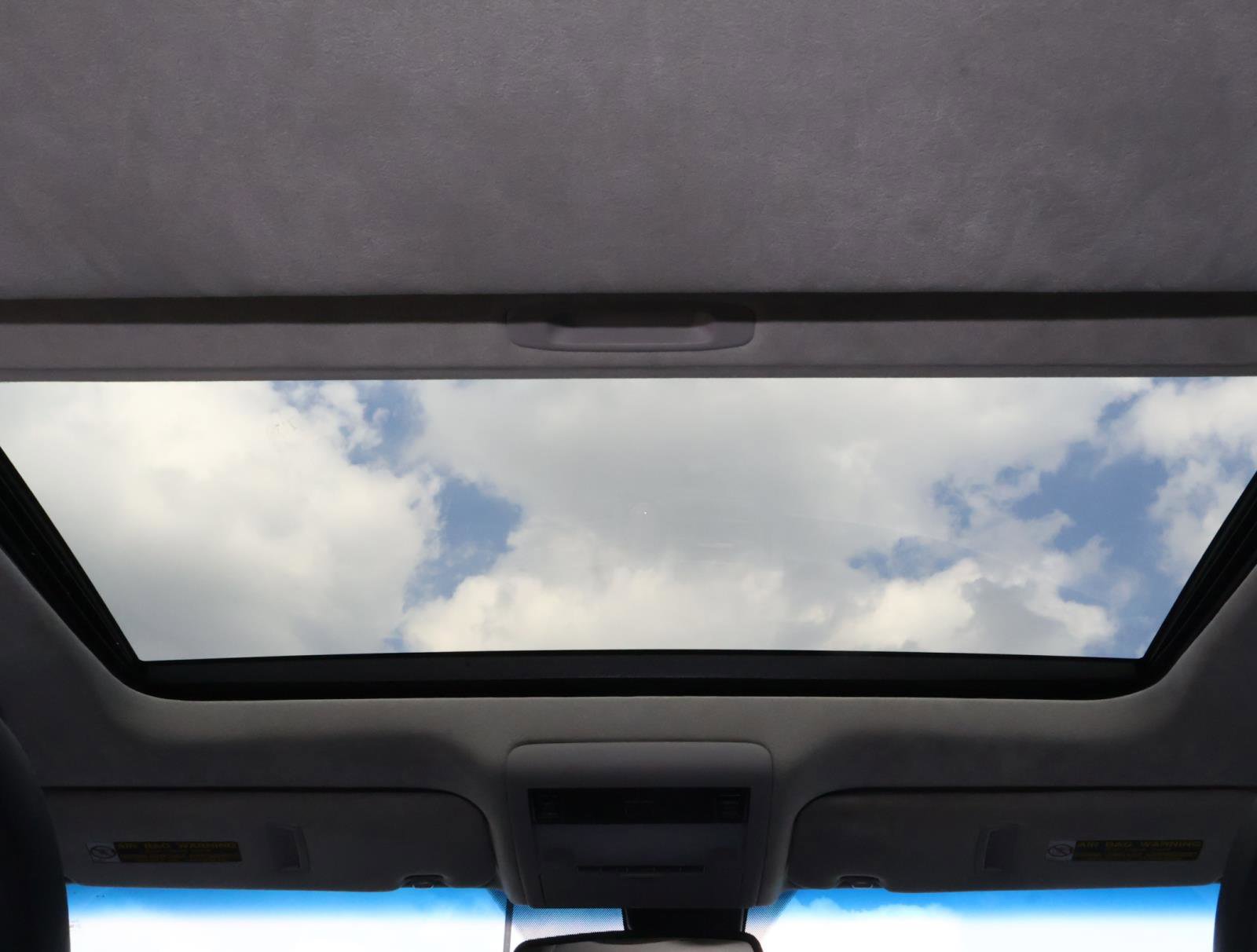 Used 2013 Lexus LS 460 L w/ Preferred Accessory Package image 12