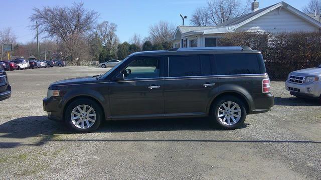 Used 2011 Ford Flex SEL w/ Rapid Spec Order Code FWD image 11