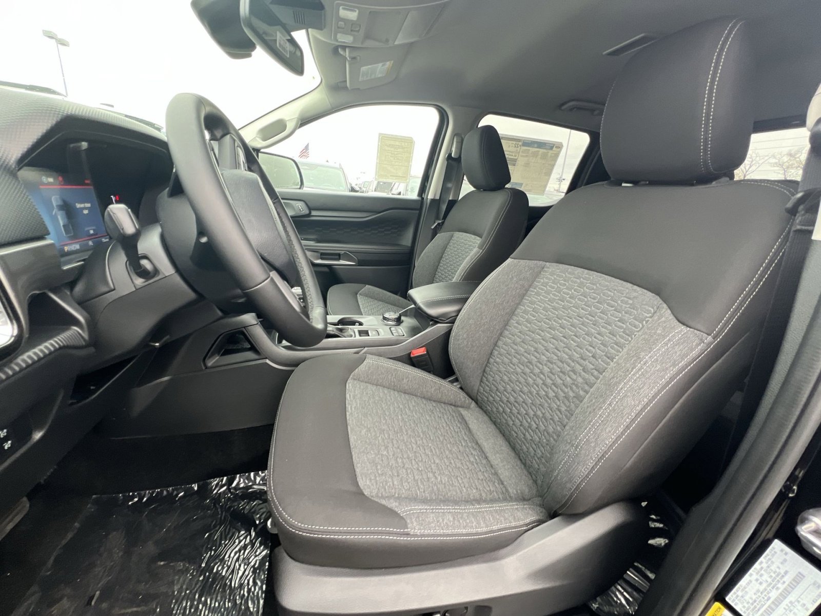 New 2025 Ford Ranger XLT w/ Equipment Group 301A High image 13