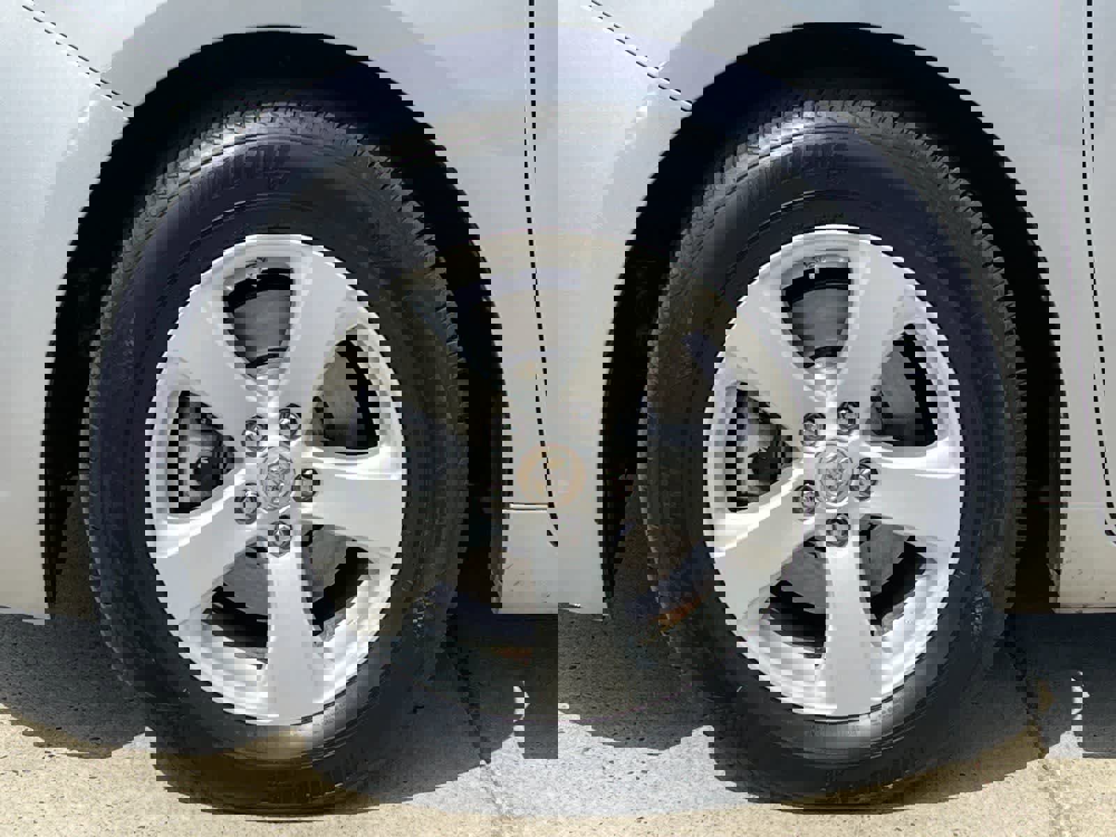 Used 2012 Toyota Sienna LE image 26