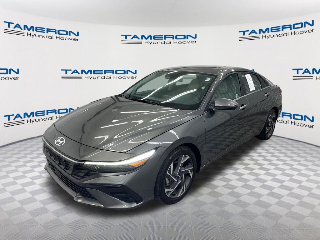 Used 2025 Hyundai Elantra Limited