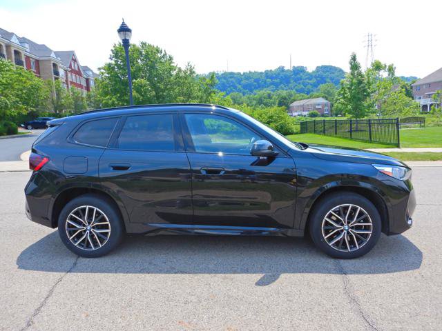 Used 2026 BMW X1 xDrive28i AWD/4WD image 8