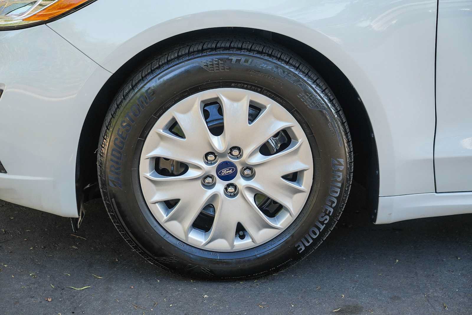 Used 2019 Ford Fusion S FWD image 11