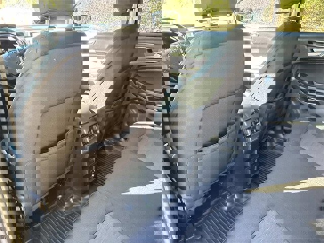 Certified 2022 Ford Edge SE w/ Black Appearance Package image 16