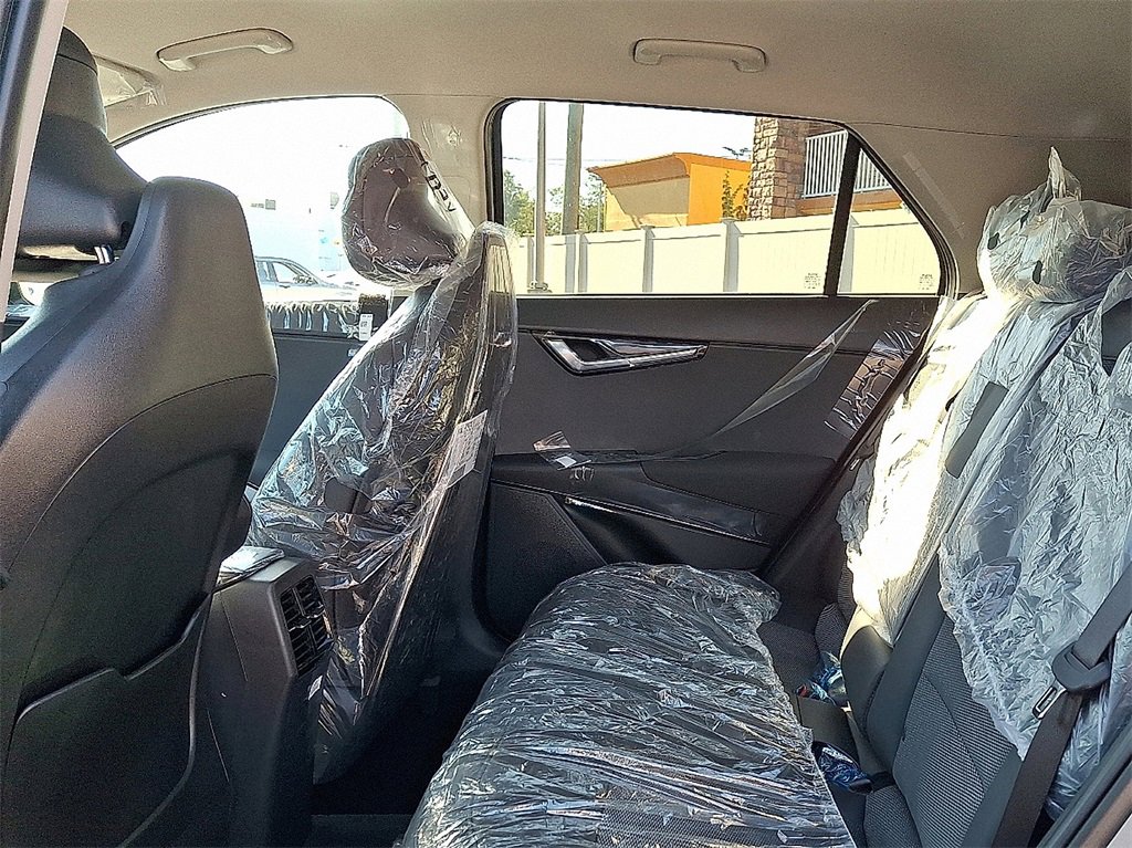 New 2025 Kia Niro EX image 6