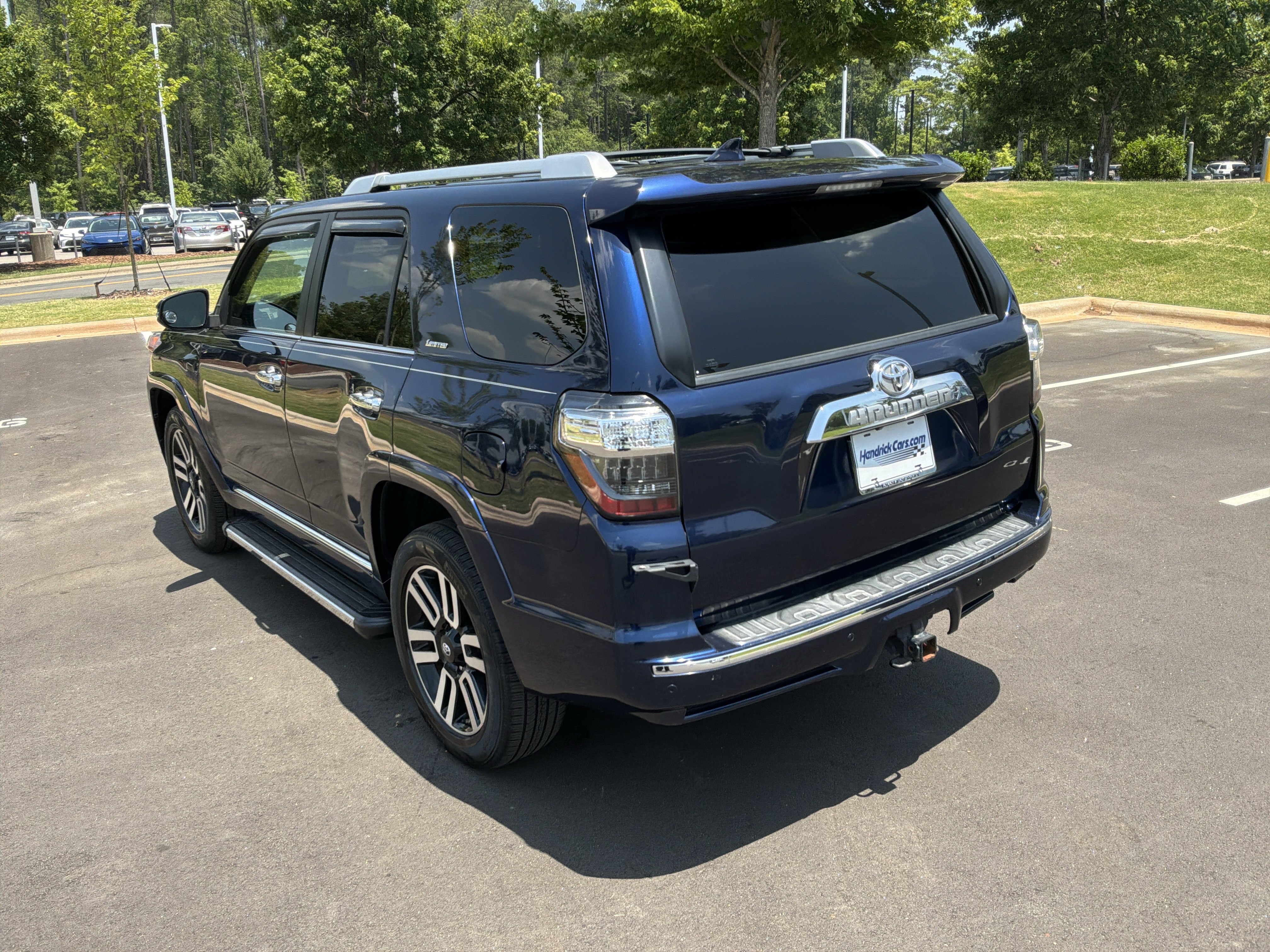 Used 2020 Toyota 4Runner Limited AWD/4WD image 8