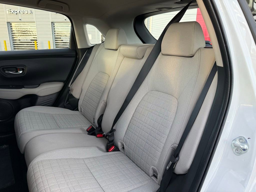 Used 2025 Honda HR-V LX image 26